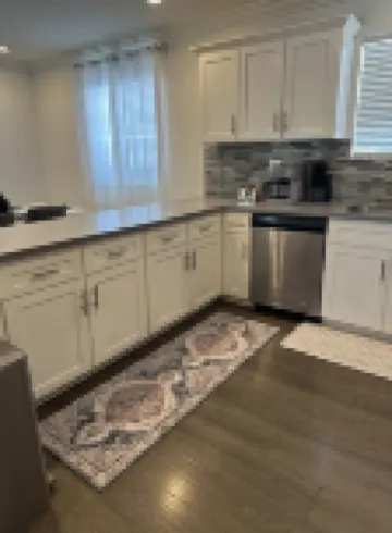 House of Gucci Inspired I 4BR + Free Parking + Prime Location IDiscounted Rate