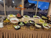 Mars Land Luxury Camp - breakfast