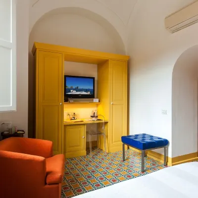 Casa Astarita Hotels near Cattedrale SS. Filippo e Giacomo