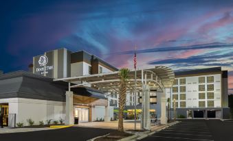 Doubletree by Hilton Wilmington, NC