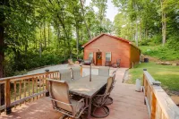 Bear's Den Retreat - Hocking Hills