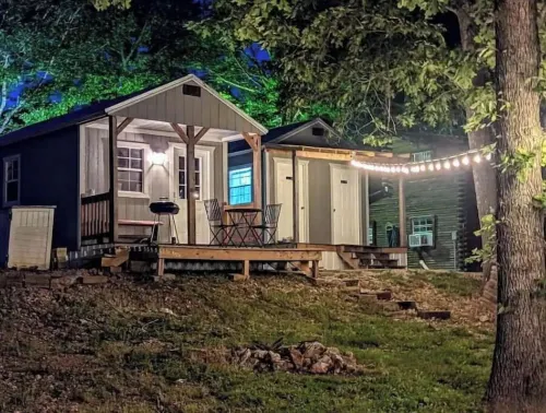 Cypress Cabin "Tiny house" Hotels in Fulton County