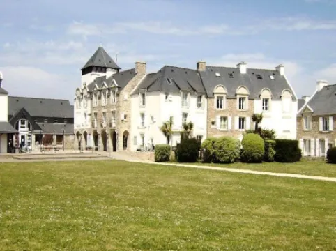 Apartments for 3 People