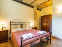 Mansion in Perugia with Pool & Green Hills