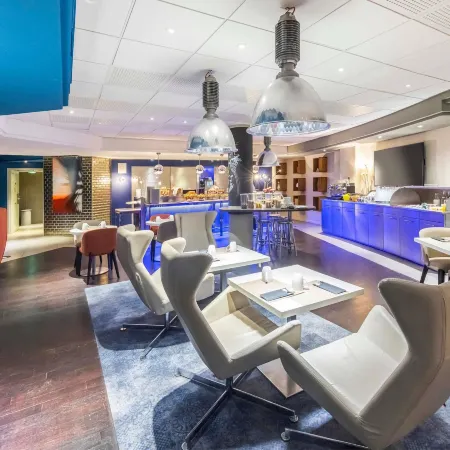 Hôtel Mercure Paris Massy Gare TGV