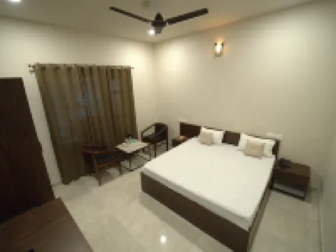 Hotel Omkar Hotels in Hisar