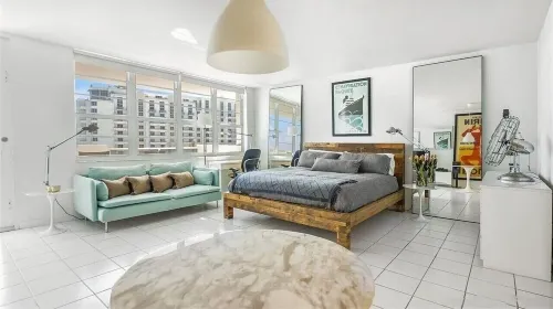 Romantic-Stunning-Ocean view-Balcony-Panoramic-Amazing Sunrise-Miami-South-Beach