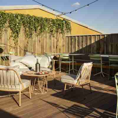 Hôtel Ibis Styles Le Theatro Hotel Exterior