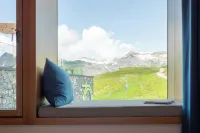 Chetzeron - Mountain view