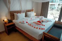 SBH Monica Zanzibar - Boutique