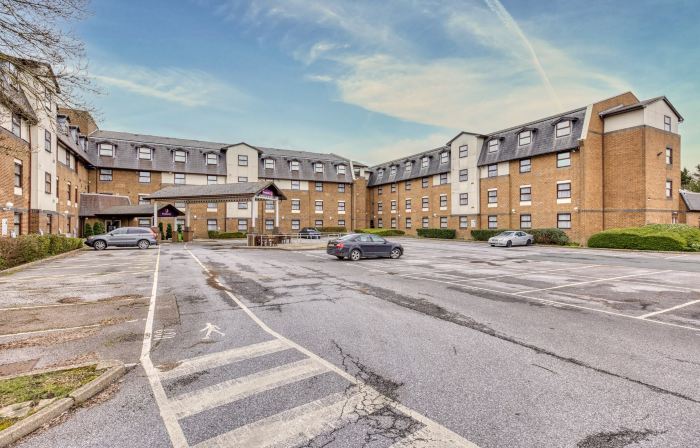 Premier Inn London Gatwick Airport (A23 Airport Way) Hotel