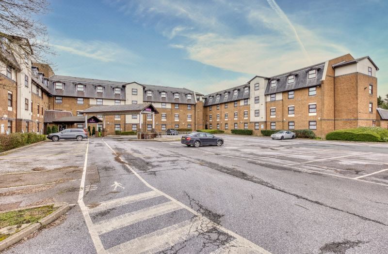 Premier Inn London Gatwick Airport (A23 Airport Way) Hotel