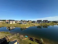 Still Waters Lakeside Retreat w t hot tub Slps 14 - 4-Star