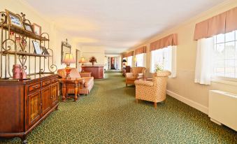 Magnuson Grand Pioneer Inn and Suites