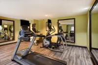 Staybridge Suites GRAND RAPIDS - AIRPORT by IHG - ที่มีฟิตเนส