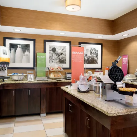 Hampton Inn Lawrence