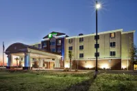 Holiday Inn Express & Suites MOULTRIE by IHG Hotels in Moultrie