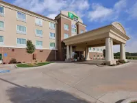 Holiday Inn Express & Suites SALINA by IHG Hoteles en Salina