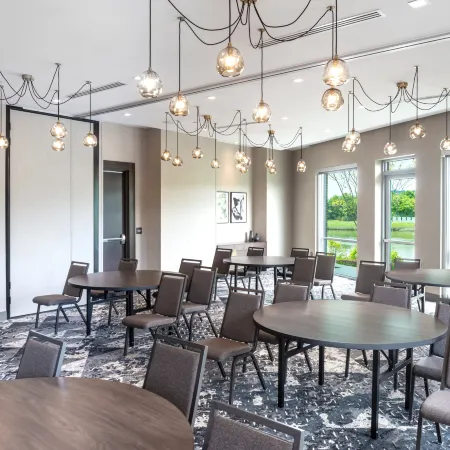 Holiday Inn BOSTON LOGAN AIRPORT - CHELSEA by IHG