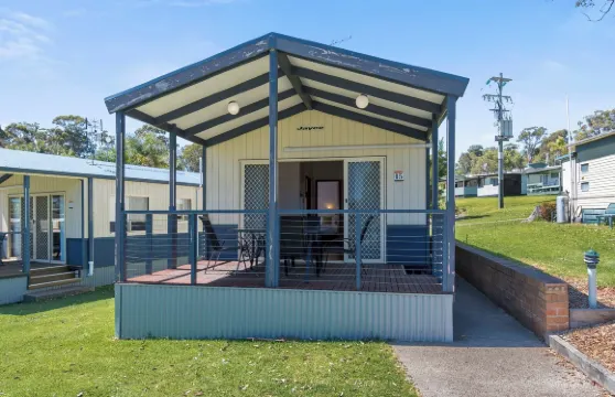 英傑尼亞假日柏瑪古伊