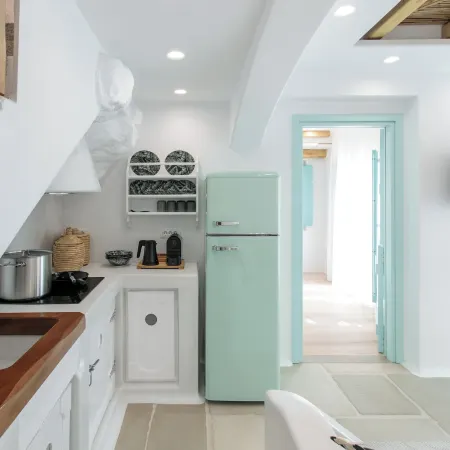 Majo Suites Hotel