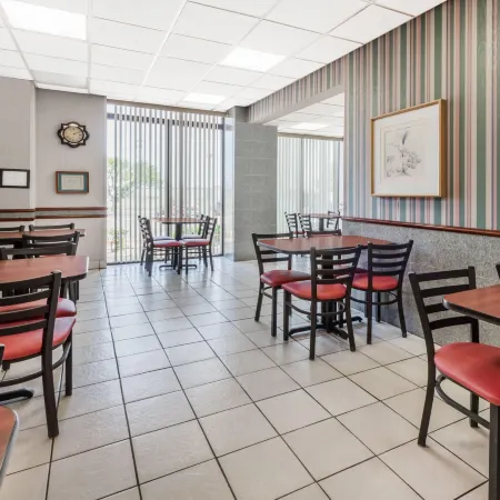 Days Inn by Wyndham Amarillo East