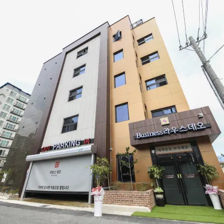 Pohang Jangseongdong Lausdeo