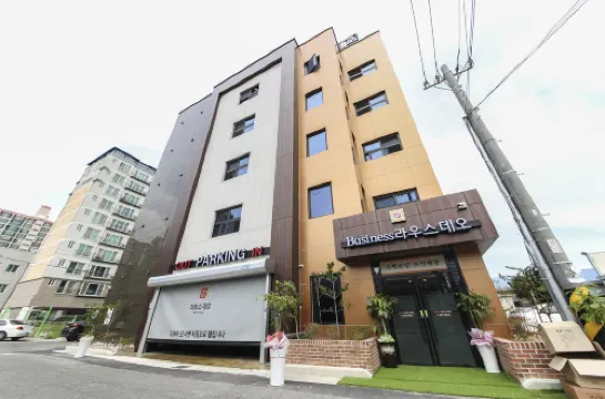 Pohang Jangseongdong Lausdeo