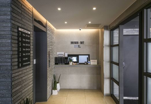 브라운도트 천안역점