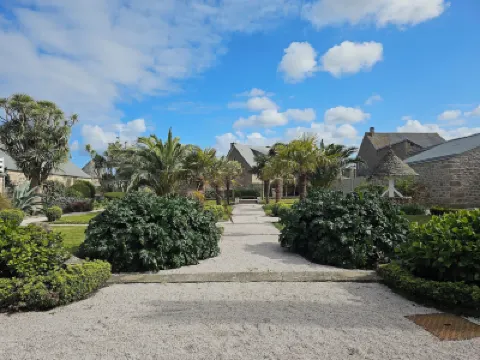 เลอ คองเคอรองต์ โรงแรมใน