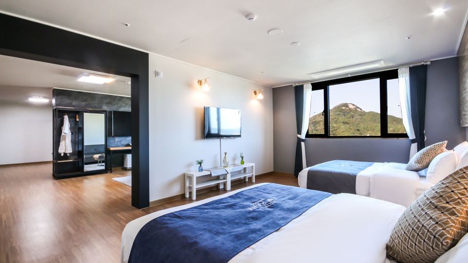 Cm Park Hotel