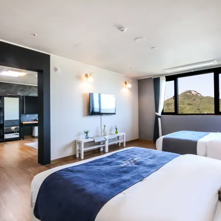 Cm Park Hotel