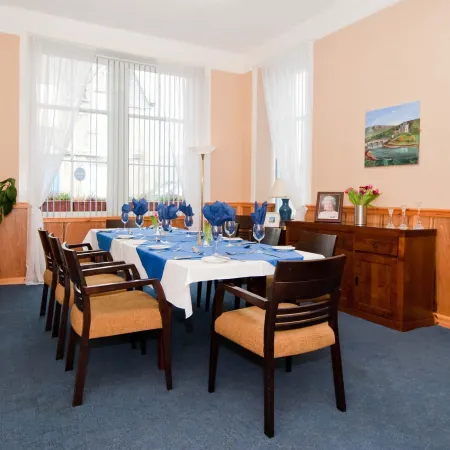 Castletown Hotel