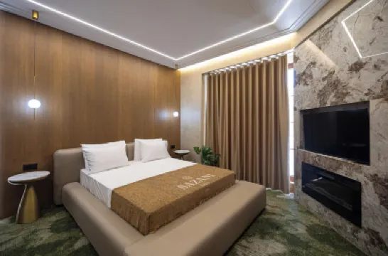 Sazani Hotel Hotels near Independence Square