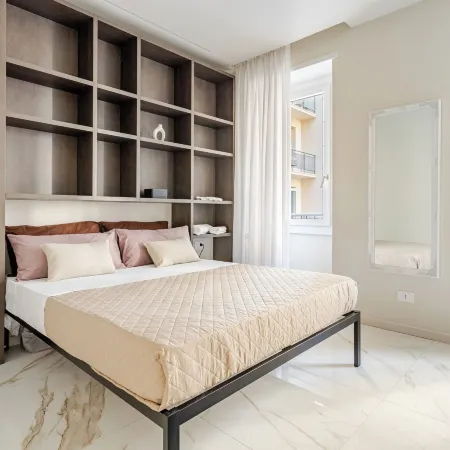 Luxury near the Station 2 bedrms 2 baths