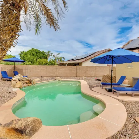 Spacious & Fenced Yard: Relaxing Home in Surprise