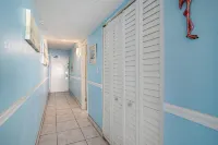 0112 Waters Edge Resort 3 Bedroom Condo by RedAwning - Gym