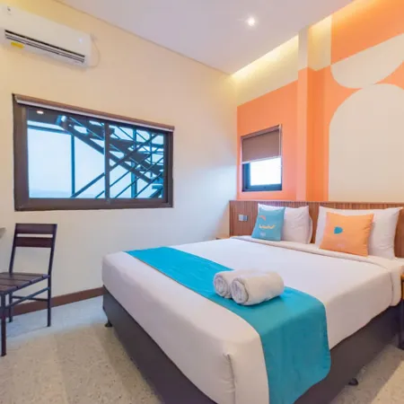 Sans Hotel Suryakencana Bogor