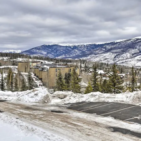 Newly Remodeled Mtn-View Condo in Silverthorne