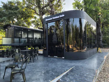 รูปภาพของขนอมสเตชั่น 549