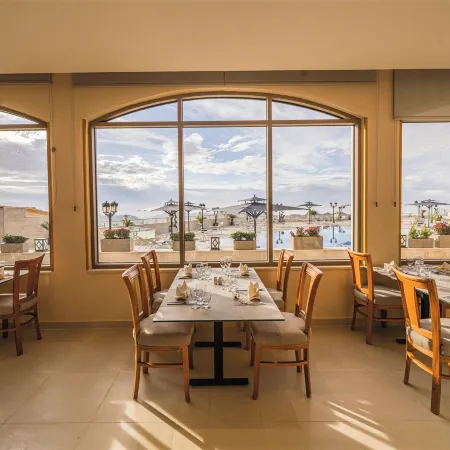 Petra Pillars Luxury Hotel