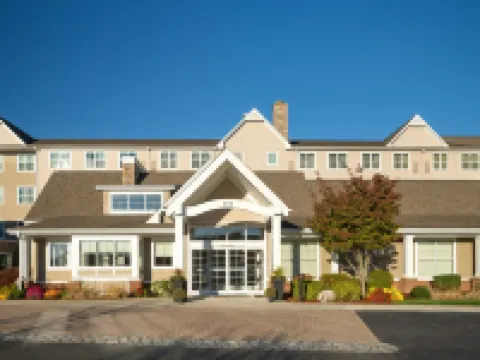 Residence Inn Springfield Chicopee チコピーのホテル
