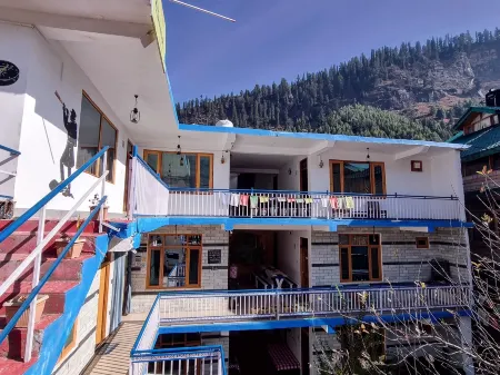 The Bunker Burwa Manali