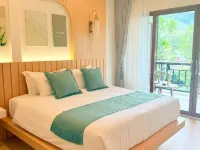 Lanta Forest Resort&Villas Hotels near Mai Kaew
