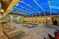 Knickerbocker Estate of Naples - Villas