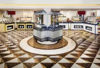 Millennium Al Aqeeq Hotel - 朝食