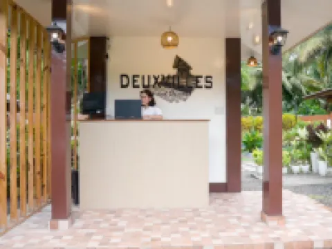 Rue DeuxVilles Villa Hotels in Loon