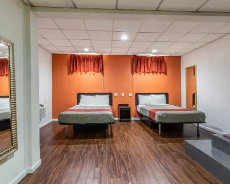 Motel 6 Elizabeth, NJ - Newark Liberty Intl Airport Hotels in Elizabeth
