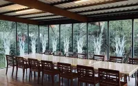 Vila Air Natural Resort Lembang - parkir