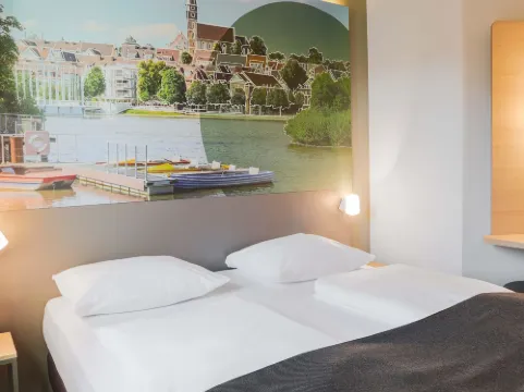 B&B HOTEL Böblingen
